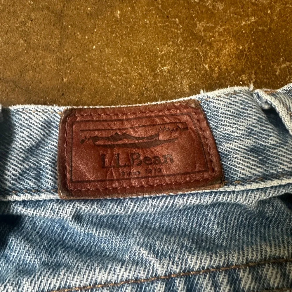 L.L. Bean Jeans Mens 40x32 Blue Vintage Natural Fit Straight Leg Denim 104731 - Picture 4 of 5